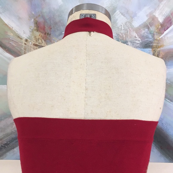 Yuka Sequin Side Mock Crisscross Neck Halter Top - Picture 6 of 10